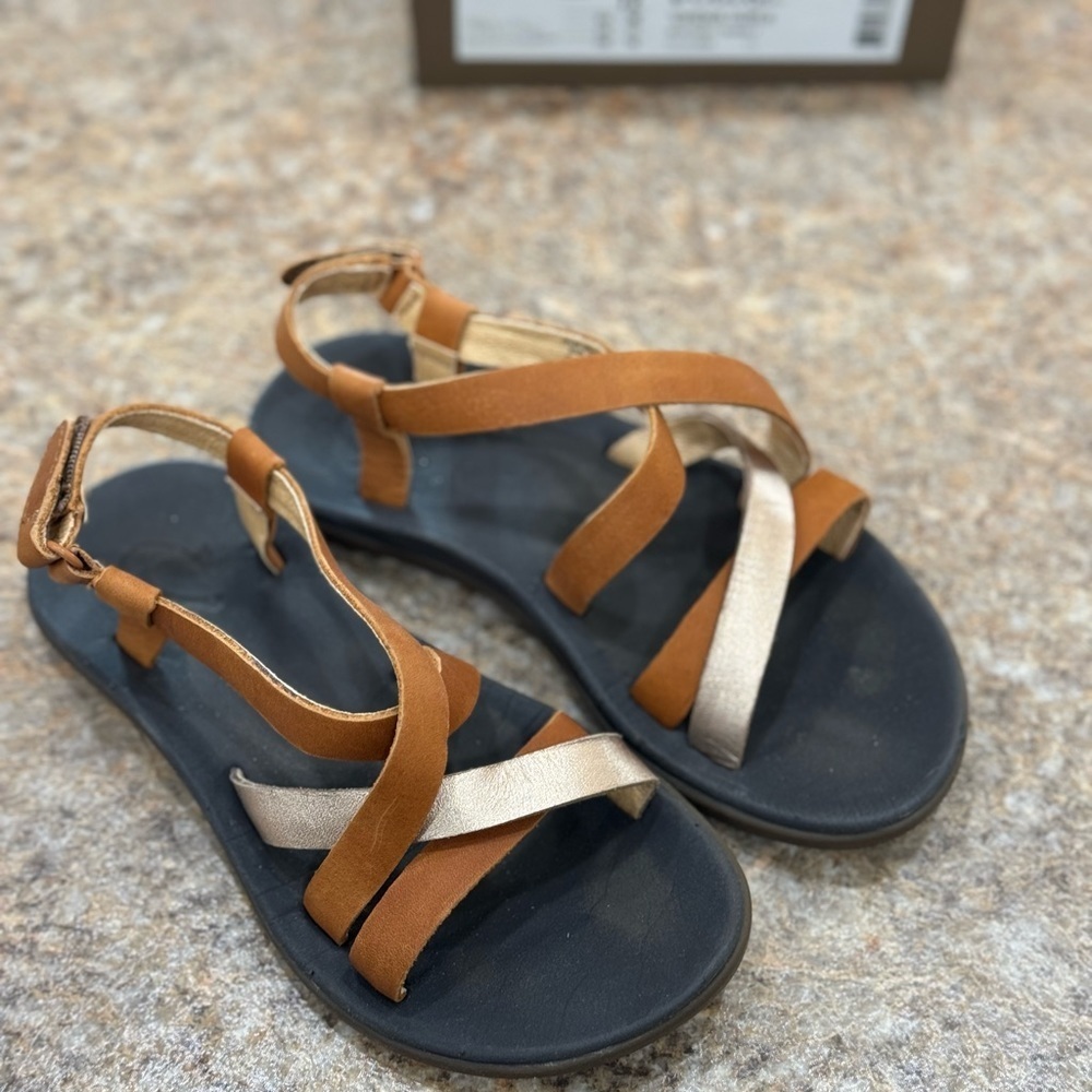 Olukai Girls Sandals